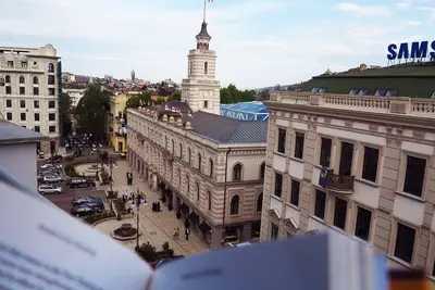 Penthouse au meilleur emplacement avec de superbes vues sur la ville