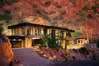 Image de Camelback Luxury Best Location in Old Town! Vues du centre-ville de Phoenix! Moderne!