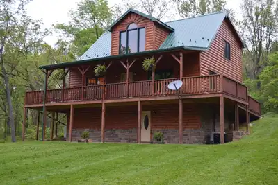 Lazy Bear Lodge Va :)