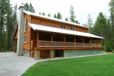 Image de La cabine du Roi, à seulement 2 miles de l'entrée du parc!