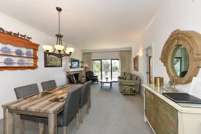 Image de Charmant 2 bd Condo au Silverado