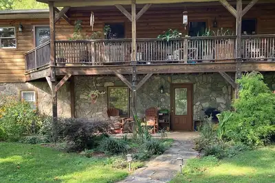 Image de Le pays parfait pour s'évader à seulement 15 minutes du centre-ville d'Asheville