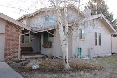 Image de townhome spacieux, situé au centre, quartier calme à Boulder, Co