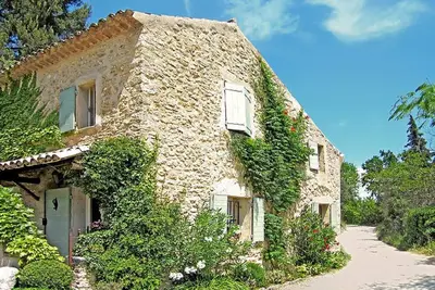 Image de Maison COMPLÈTE - Charme - Vue - Accès rapide à Ménerbes - Luberon en Provence