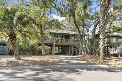 Image de Rénové Cottage Night Heron, privilèges de ressort,