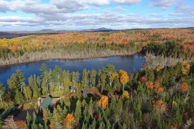 Image de Cabin Paradise sur Bunker Pond; Région de Moosehead