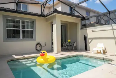 Image de Superbe 5 Bd Home w / Pool près de Disney 4822