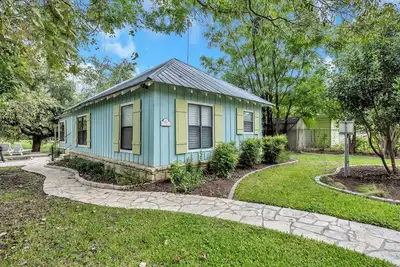 Image de Magnifique Chalet Avant Du Nouveau Lac