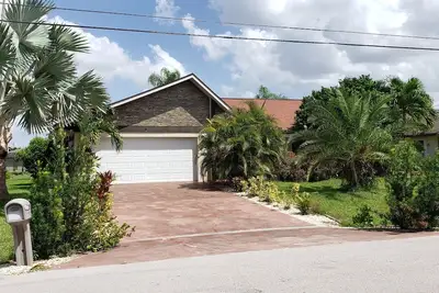 Villa Sunny Paradise