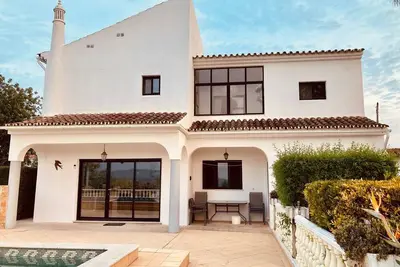 Image de Casa Jean - Algarve, belle villa avec une vue imprenable et piscine privée