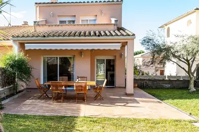 Image de L'escala: Maison avec jardin