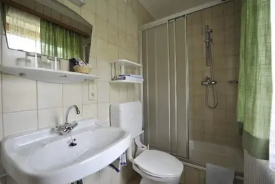 Image de Chambre simple avec douche, Wc n ° 5 - Macheiner, maison d'hôtes - Appartement