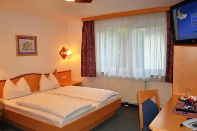 Image de Chambre familiale avec douche, Wc - trombone, pension