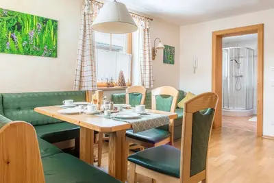 Image de Appartement / 1 chambre / salle de bain, Wc - Haarlehenbauer, ferme