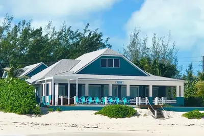 Image de Brand New * 4 Master Suites * Kayaks * Paddleboards * sur Hgtv