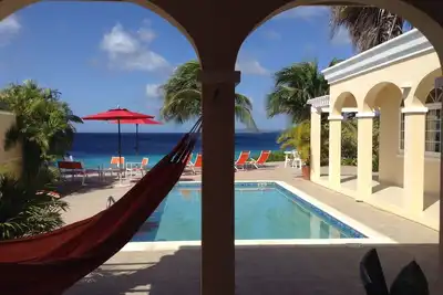 Image de Reef Front Divers Dream Crown Ridge Luxury Villa In Beautiful Sabadeco!