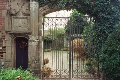 Image de Romantique Gothic Cottage - 1 mile du centre-ville de New Hope