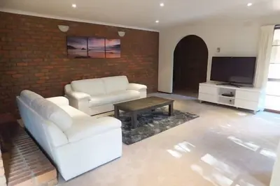 Image de Foreshore Oasis - 300 m de la plage avant