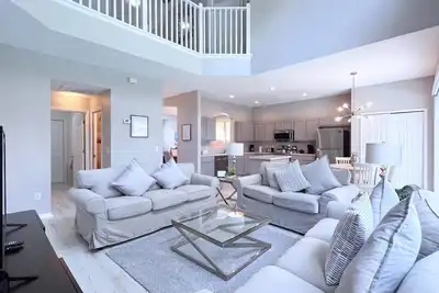 Image de Disney On Budget - Terra Verde Resort - Bienvenue dans une villa spacieuse de 7 lits 4. Villa à 5 bains - 6 Miles To Disney