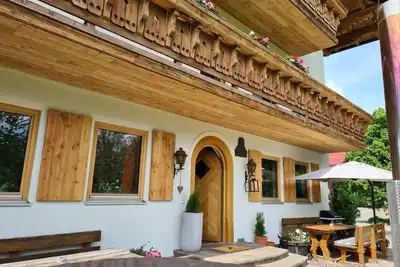 Image de Schnitzhof, chalet - chalet, 8 chambres à coucher, 7 salles de bain m. Douche / Wc