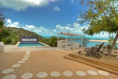 Image de Caicos Blue Hideaway - Le plus bel endroit privé au sommet de l'océan