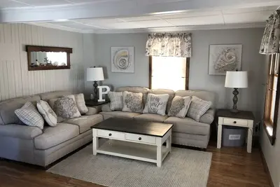 Image de Section de l'île très désirée - Maison 4 chambres - Cuisine rénovée