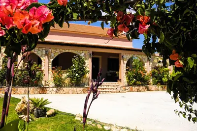 Image de Villa Rosila, Charmante Maison Spacieuse à quelques pas de Gennadi Plage