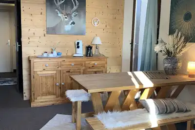 Image de Appartement 50m²/6p à 100 mètres  piste de ski + terrasse, retour skis aux pieds