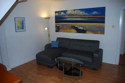 Image de Appartement lumineux de 2 chambres avec vue sur la forêt
