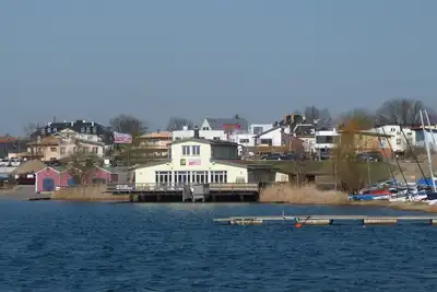 Image de Location de trois minutes à pied du lac - pour un maximum de 4 adultes et 1 bébé