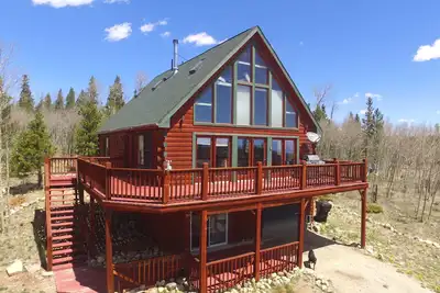 Image de Maison Mtn spacieuse, vues à couper le souffle, prix simple - pas de frais de gestion \/ réservation