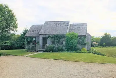 Image de Charmant Cottage 2br