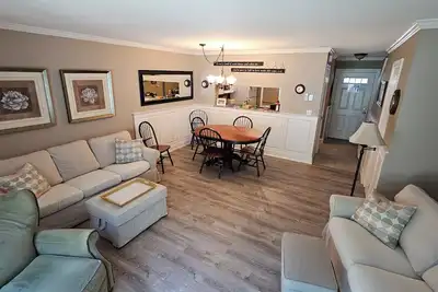 Image de Ocean Edge-Renovated! Ac, Hdtv, Internet, impeccable! - 15 avis cinq étoiles!