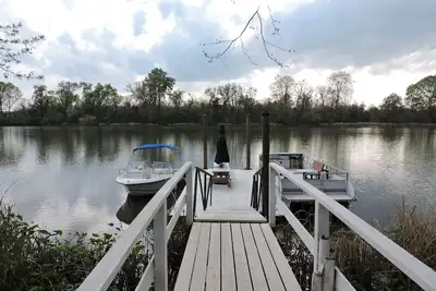 Image de Riverfront Vacation Retreat Augusta 5 ÉTOILES