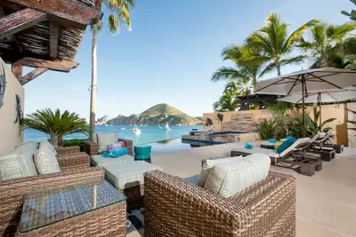 Image de Souhaitable villa privée de 4 chambres en bord de mer au Hacienda Beach Club