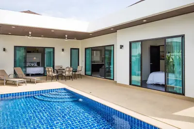 Image de Élégante villa de 2 chambres avec piscine et piscine par Intir