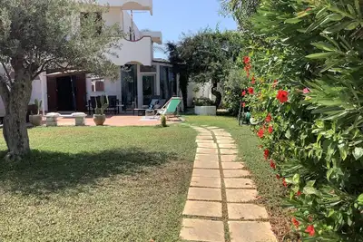 La demeure de l'Ozio au bord de la mer