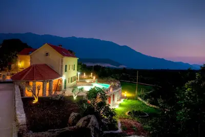 Villa avec piscine privée