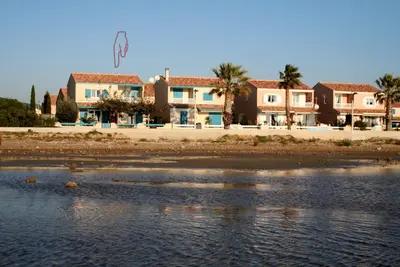 Image de Maison de rêve à l'écart, proche du bord de la plage avec vue fascinante
