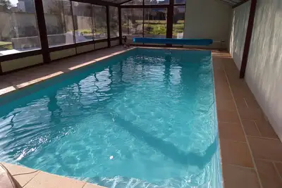Image de Maison pouvant accueillir 15 personnes avec piscine et spa couverts