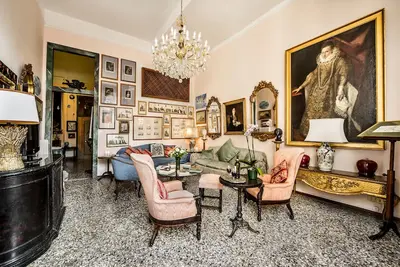 Image de Maison fabuleuse et spacieuse avec tout le confort (6, 3 Bth) centre de Venise