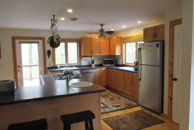 Image de Mise à jour de la maison 3 Min To Pico ski. 15 Min À Killington Mtn. Emplacement! !