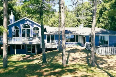 Image de Grande famille et les groupes, \"This Is Your Retreat Location! \" Réservez dès maintenant!
