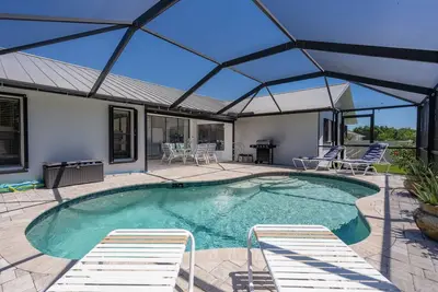 Image de Paradise Found! Promotions Maintenant! 3 chambres 2 salles de bain piscine chauffée maison et incroyable Lanai