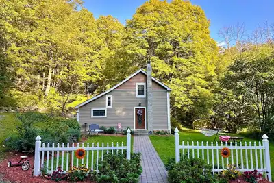 Image de Privé à Historic Mountain Home. . . Où Serenity vous attend. . . Juste à côté de l'At!