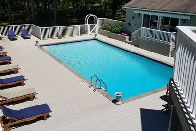 Image de Belle, privée et spacieuse, pourtant confortable Hamptons Retreat, peut accueillir jusqu'à 15