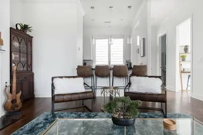 Image de Relaxing, Roomy Home in East Nashville