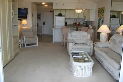 Image de Nouvelles ANNÉES Disponible! # 1257 4 personnes, un dos de Ocean Front sur le dernier étage