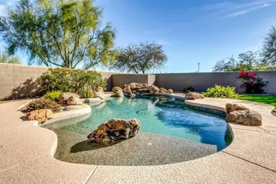 Luxe N. Scottsdale maison moderne avec piscine chauffée dans un excellent locatio