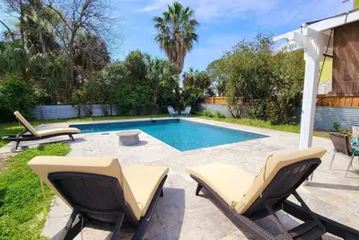 Image de Une escapade en famille parfaite avec piscine et patio - Wi-Fi gratuit